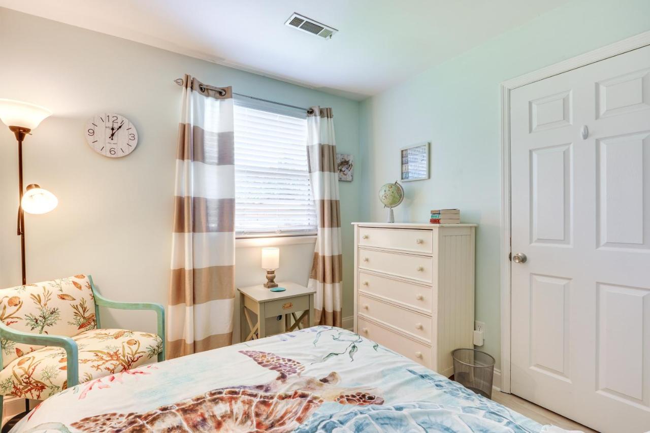 Cozy Goose Creek Escape With Patio And Grill Villa Екстериор снимка