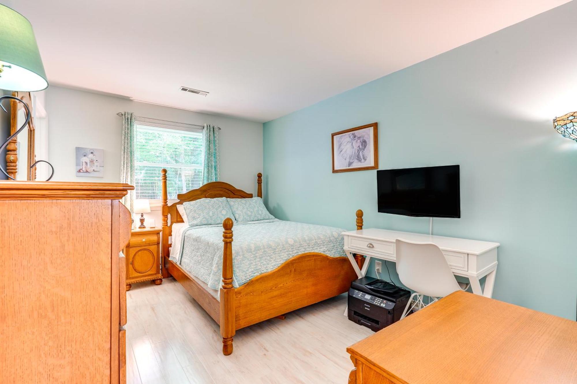 Cozy Goose Creek Escape With Patio And Grill Villa Екстериор снимка